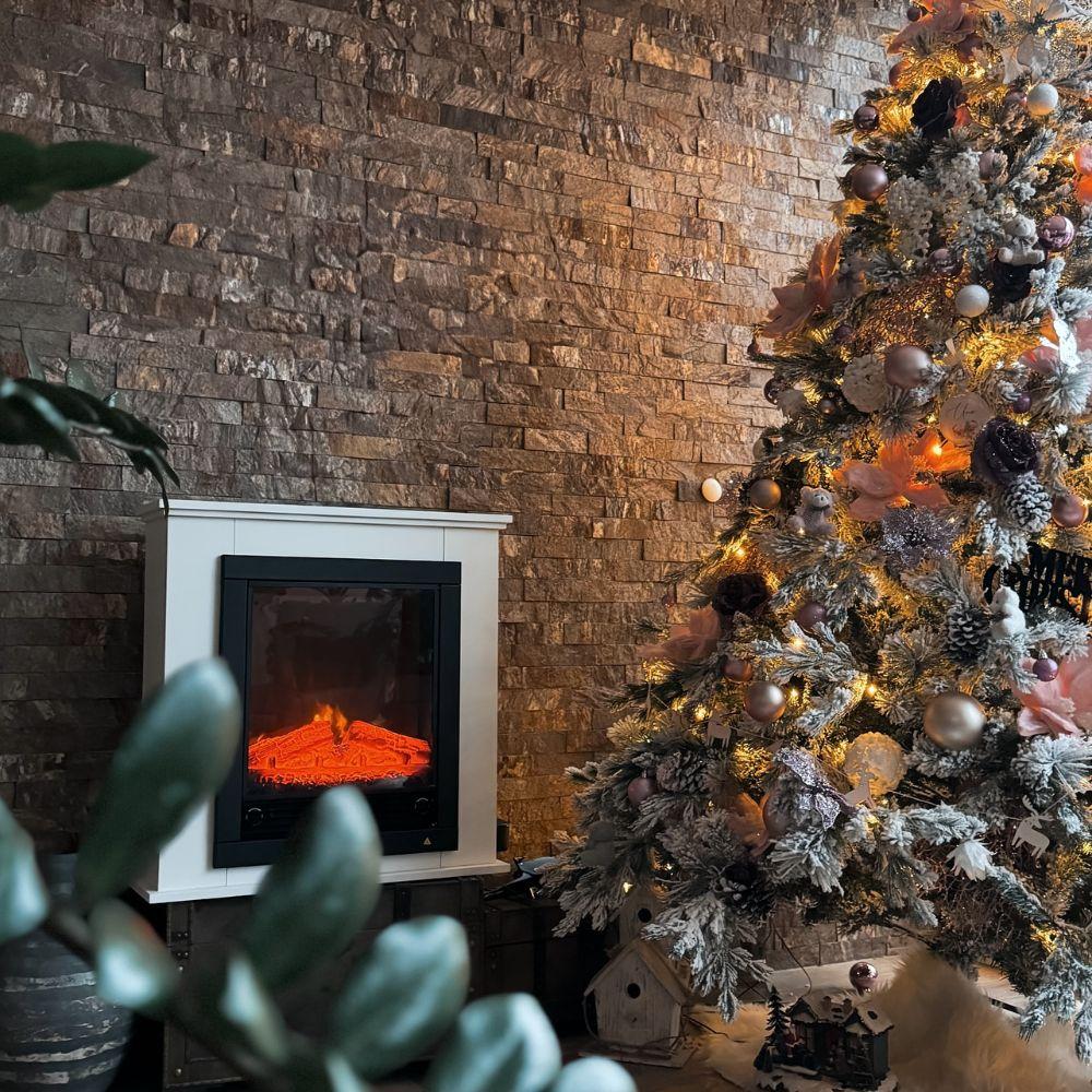 snezna-jelka-240cm.jpg – Novogodišnja snežna jelka visine 240 cm sa efektom mraza